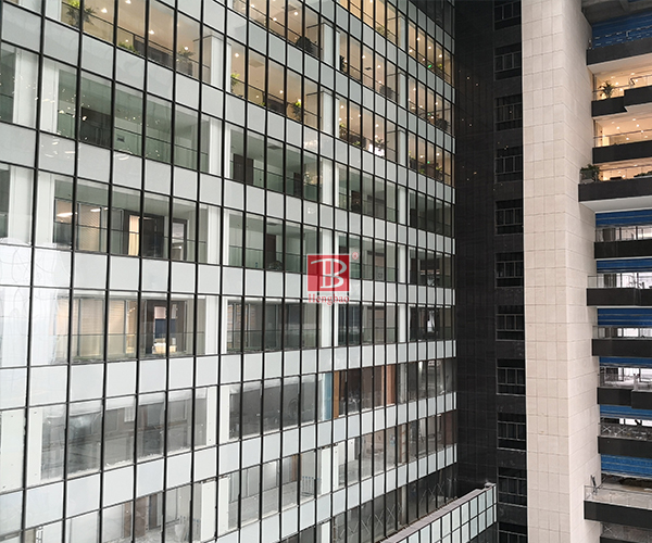 浅析防火玻璃幕墙的特点及功能要求