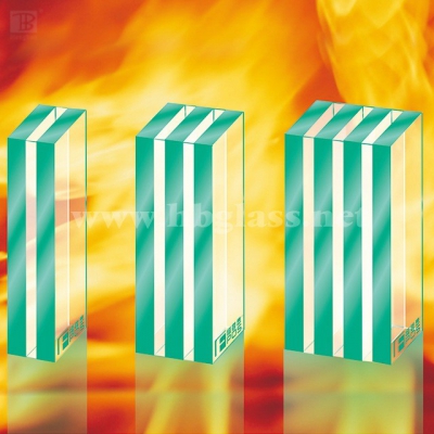 防火玻璃在太阳中暴晒吐胶的原因