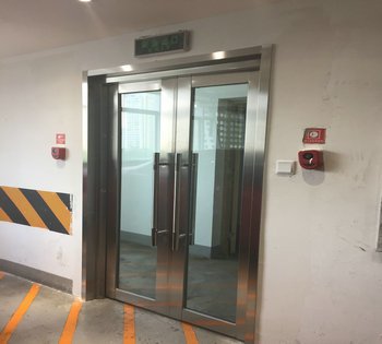 防火玻璃隔断介绍