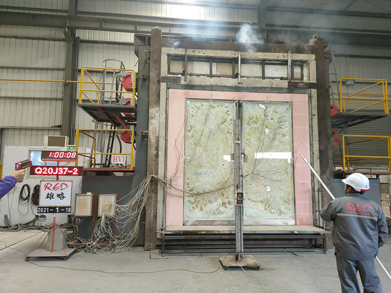 防火玻璃门和防盗门有什么区别？